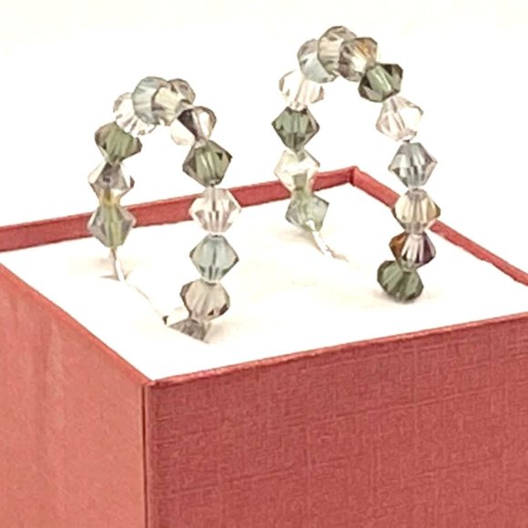Jewelry - Vintage sterling shades of blue crystal become beaded endless hoop pierced